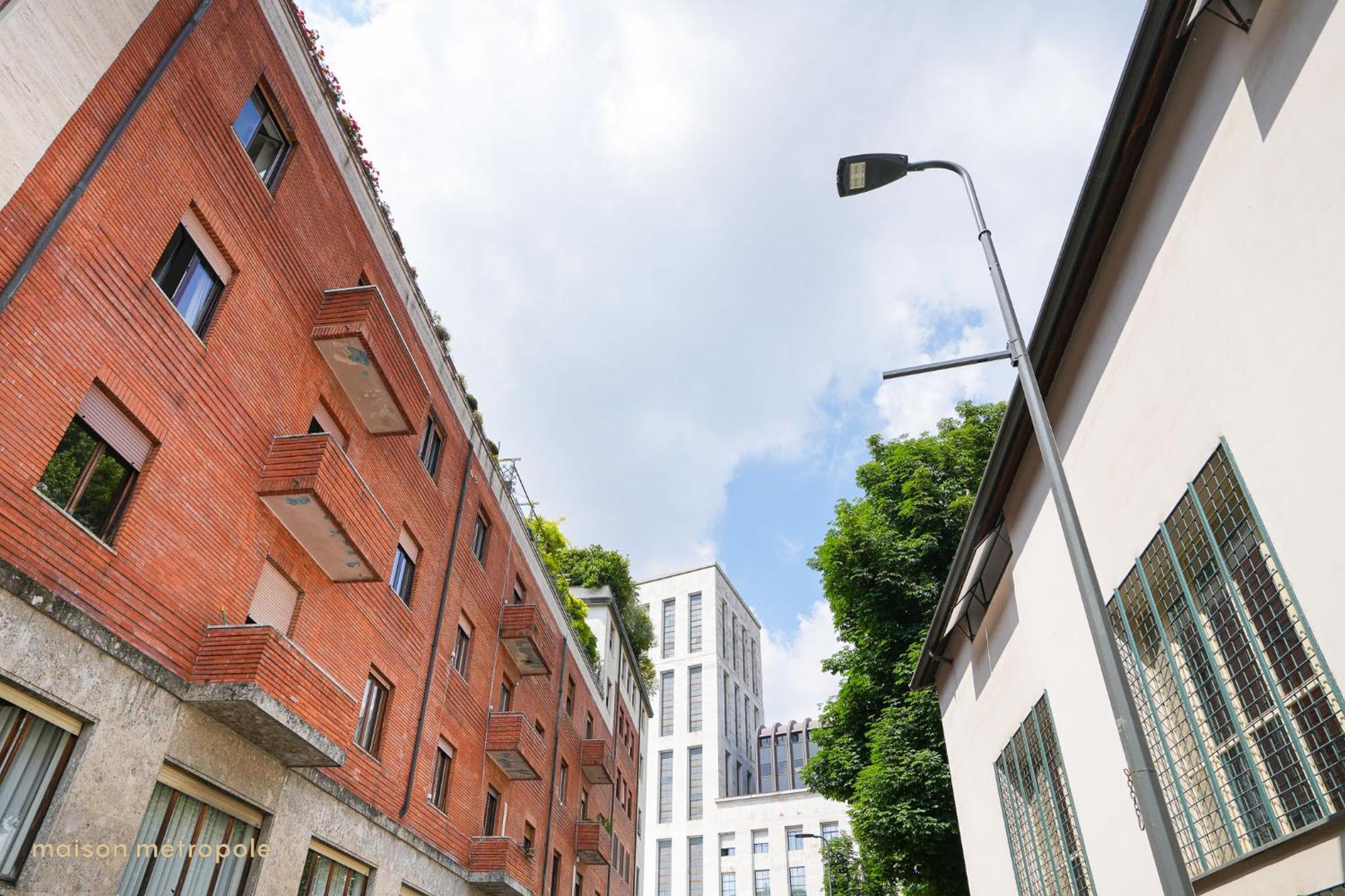 Daverio Business House * Milano
